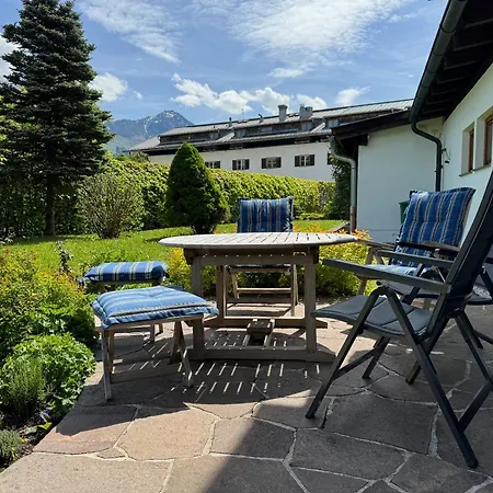 Struberberg Apartament *